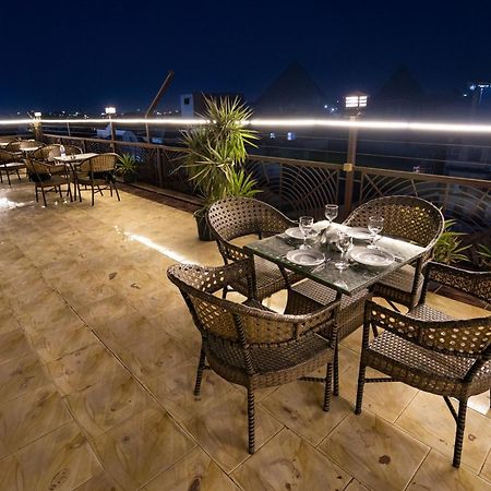 Hotel Pyramids Gem Plaza Kafret el-Gabal Exterior foto